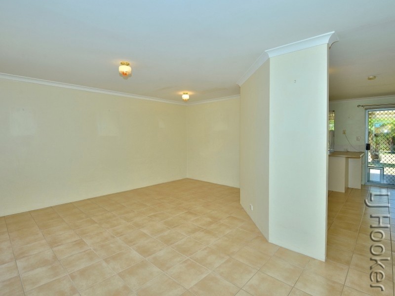 6 Underdale Place, Coodanup WA 6210