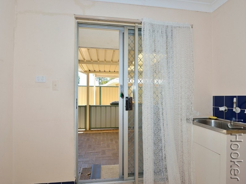 6 Underdale Place, Coodanup WA 6210