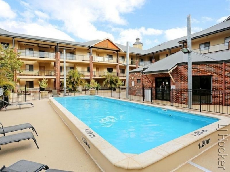 55/37 Dolphin Drive, Mandurah WA 6210