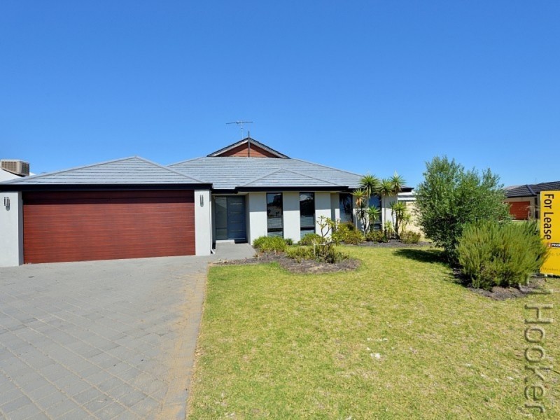 275 Peelwood Parade, Halls Head WA 6210