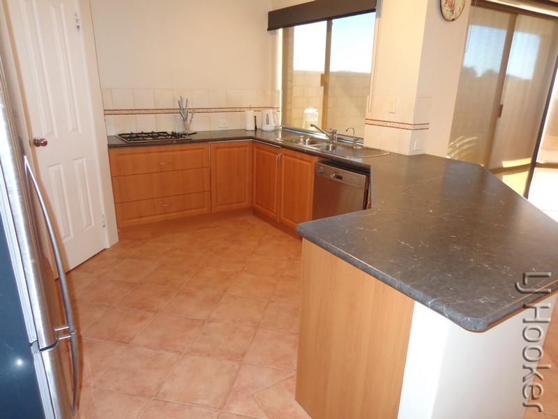 77 Kiap Road, South Yunderup WA 6208