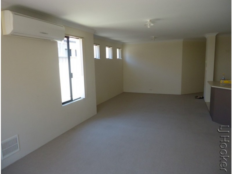 89/27 Meadow Springs Drive, Meadow Springs WA 6210