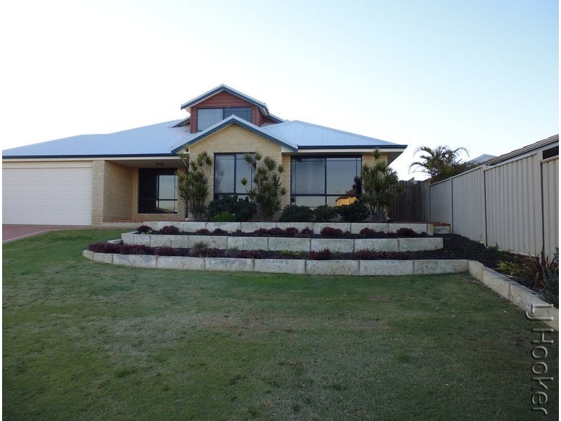 6 Poivre Place, San Remo WA 6210