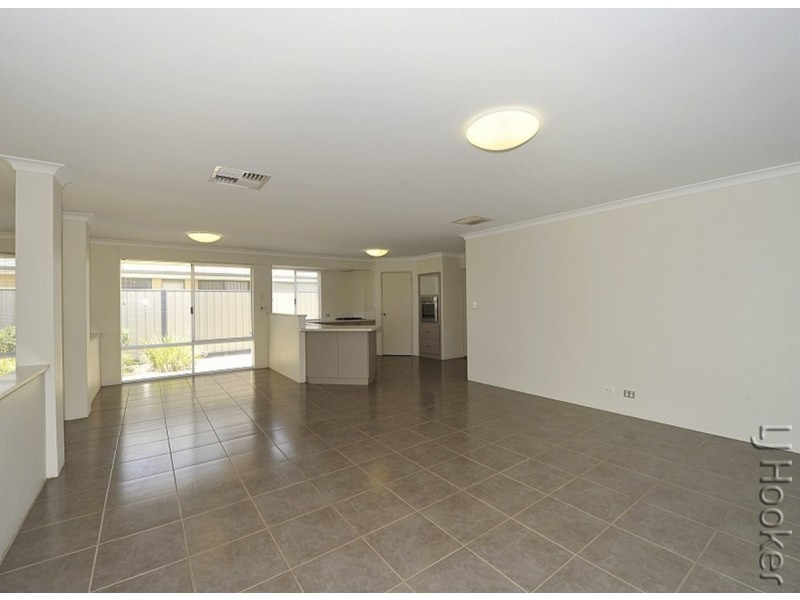 117 Meadow Springs Drive, Meadow Springs WA 6210