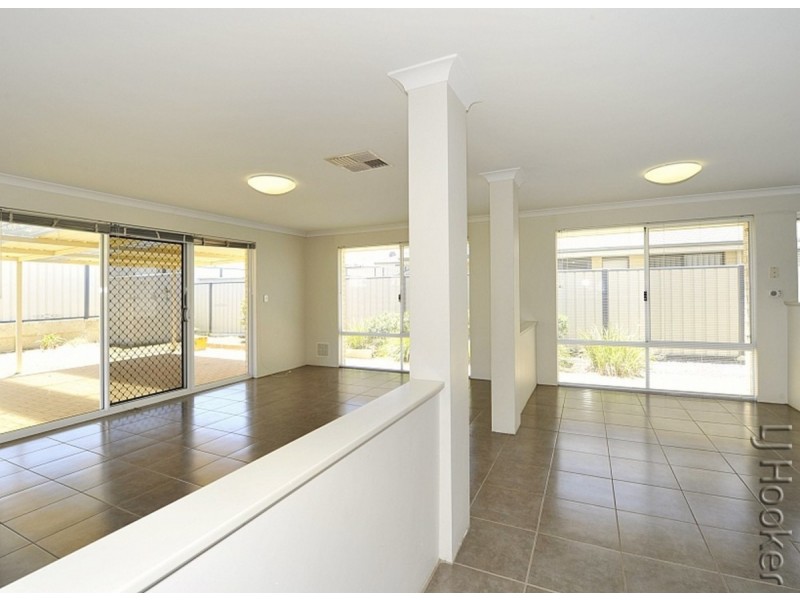 117 Meadow Springs Drive, Meadow Springs WA 6210