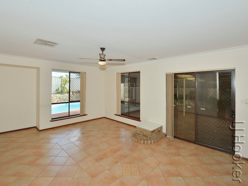 83 Hickman Road, Silver Sands WA 6210