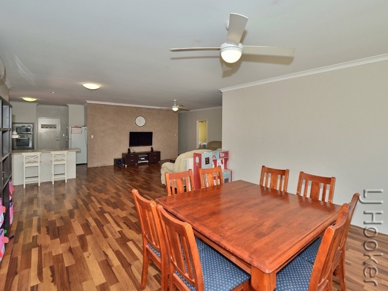 13 Winslow Crest, Lakelands WA 6180