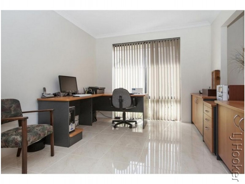 4 Formby Road, Meadow Springs WA 6210