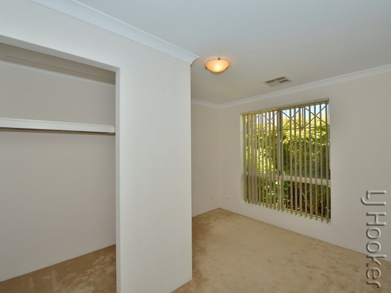 37 Seascapes Boulevard, Halls Head WA 6210