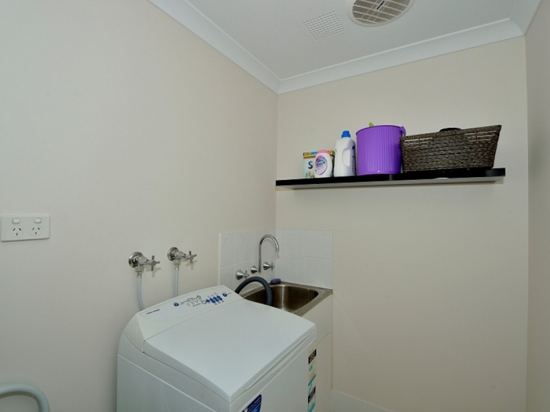11 Sheffield Green, Greenfields WA 6210
