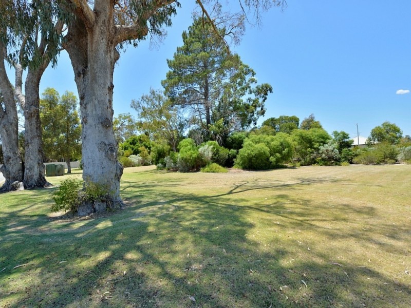 11 Sheffield Green, Greenfields WA 6210