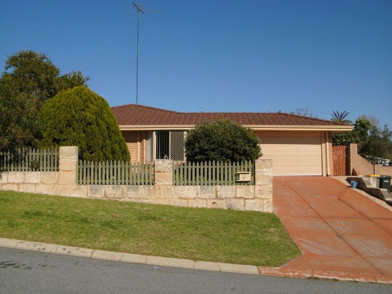 7 Darter Place, Halls Head WA 6210