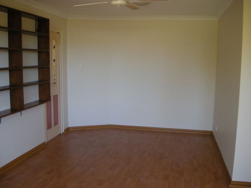 7 Darter Place, Halls Head WA 6210