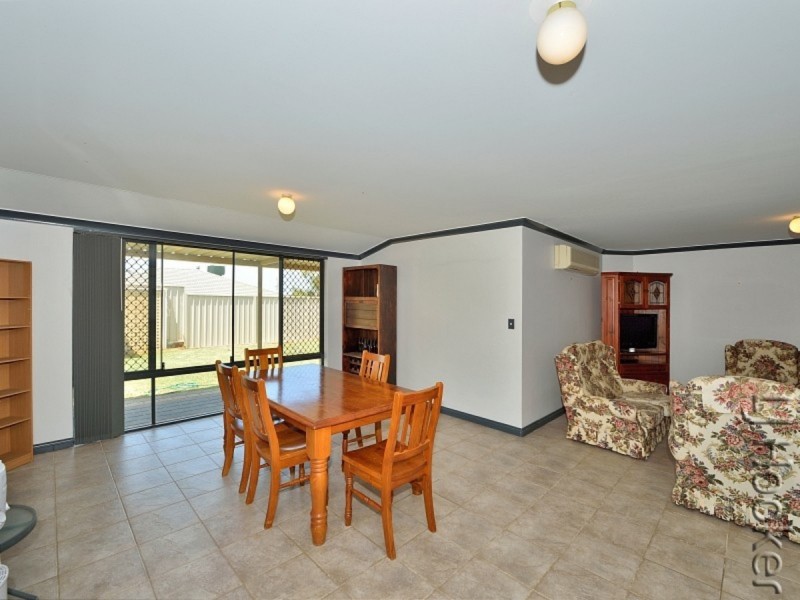 1 Augusta Mews, Meadow Springs WA 6210
