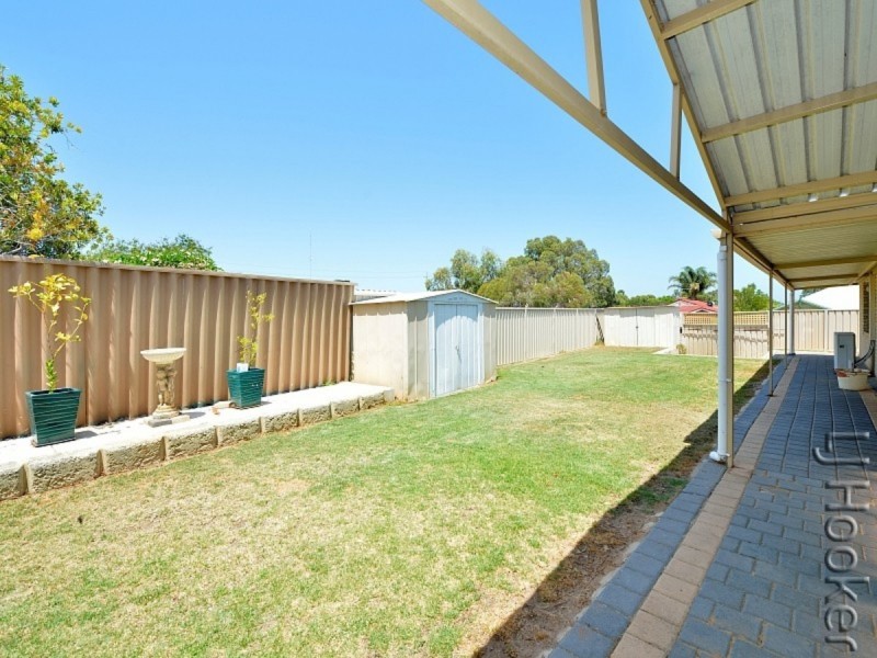 1 Augusta Mews, Meadow Springs WA 6210
