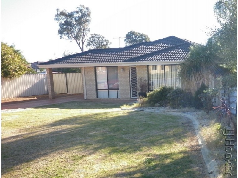 17 Cane Road, Greenfields WA 6210