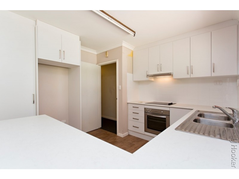 16 Redcliffe Road, Greenfields WA 6210