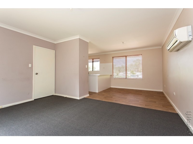 16 Redcliffe Road, Greenfields WA 6210