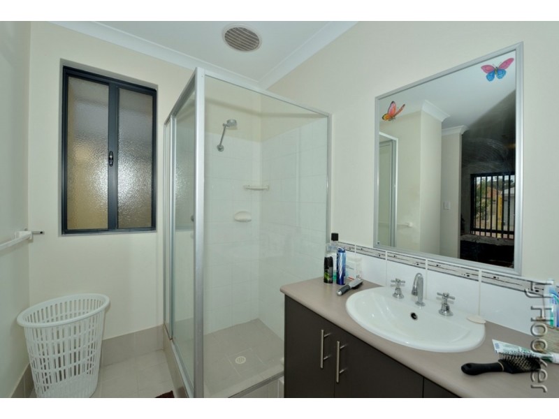 4/70 Rodoreda Crescent, Ravenswood WA 6208