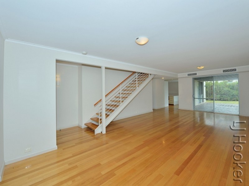 3 Arcot Court, Meadow Springs WA 6210