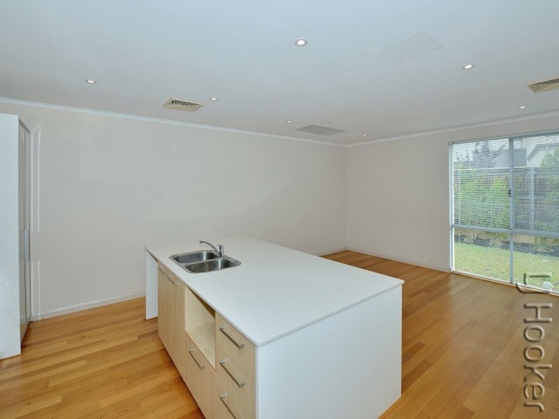 3 Arcot Court, Meadow Springs WA 6210