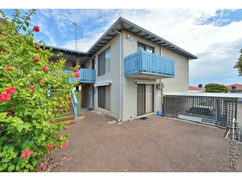 13/11 Leslie Street, Dudley Park WA 6210