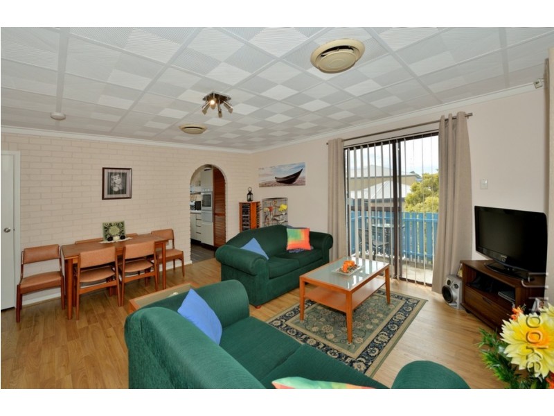 13/11 Leslie Street, Dudley Park WA 6210