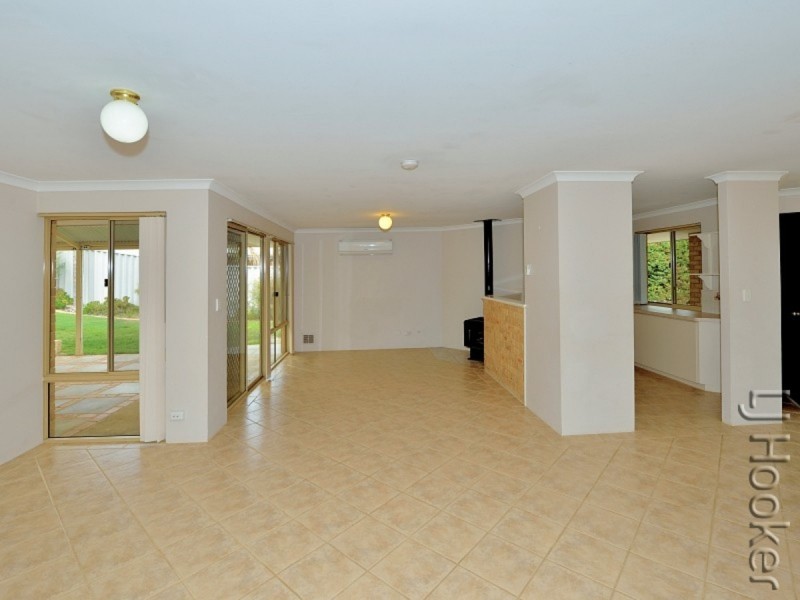 63 Casuarina Drive, Halls Head WA 6210