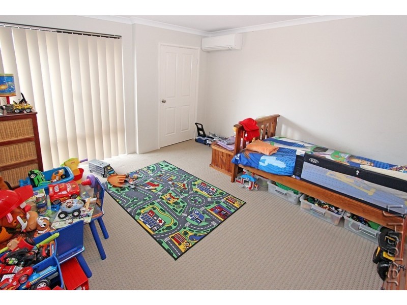 33 Seascapes Boulevard, Halls Head WA 6210