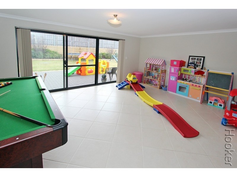 33 Seascapes Boulevard, Halls Head WA 6210