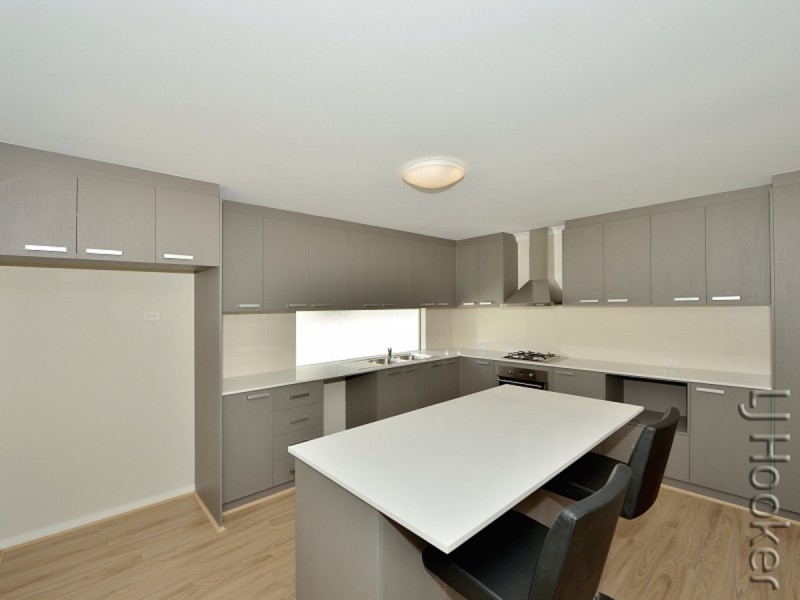 54 Leisure Way, Halls Head WA 6210