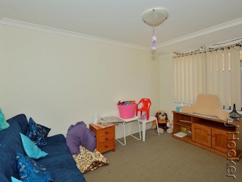 8 Voltaire Way, Secret Harbour WA 6173