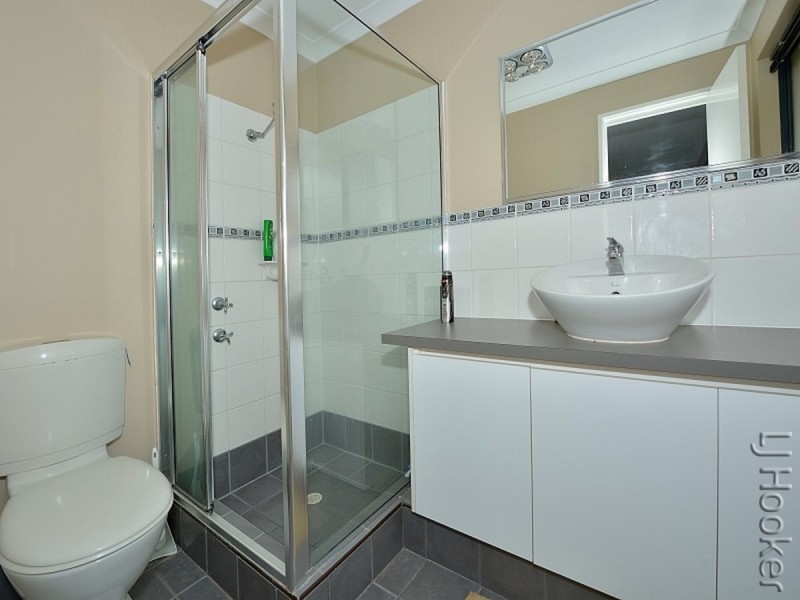 22 Kerkeri Heights, Lakelands WA 6180