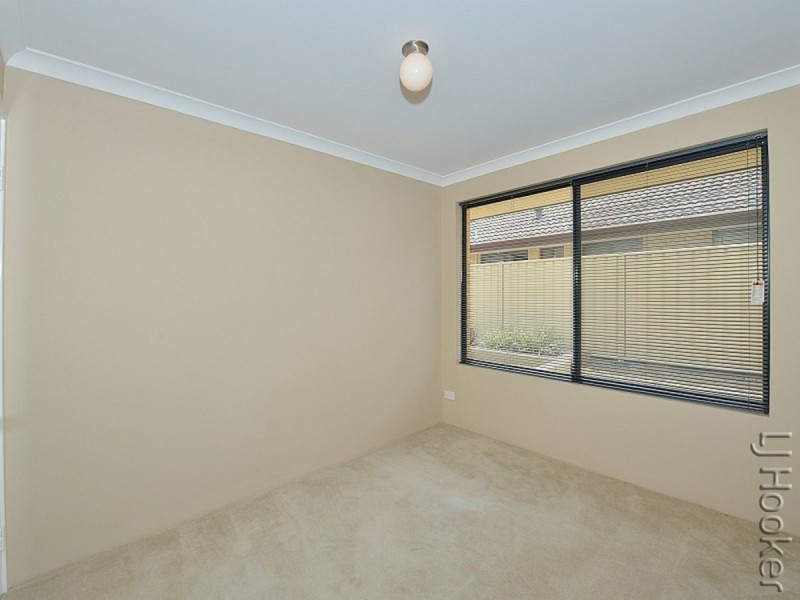 22 Kerkeri Heights, Lakelands WA 6180