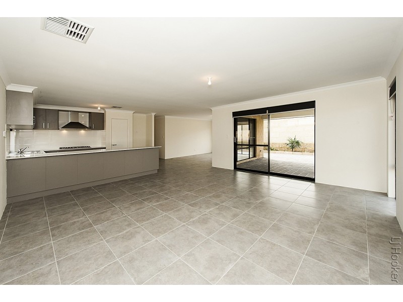28 Lakeway Retreat, Dawesville WA 6211