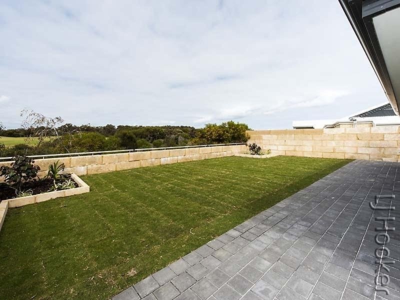 28 Lakeway Retreat, Dawesville WA 6211