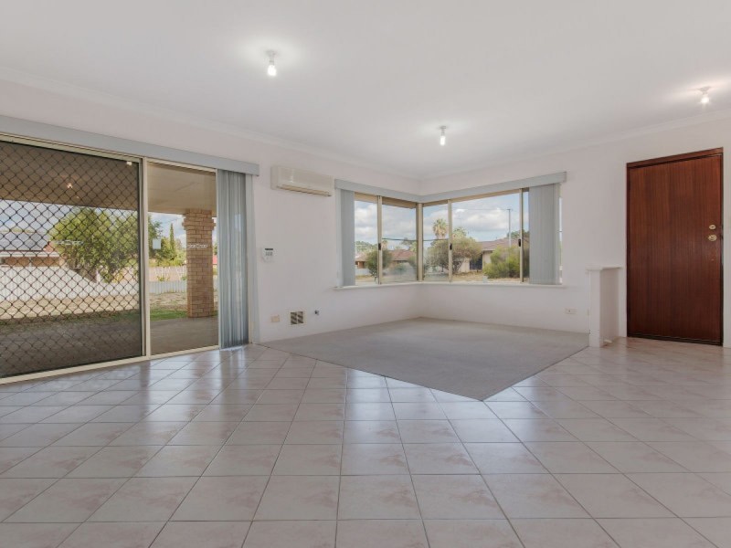 15 Mekong Way, Greenfields WA 6210