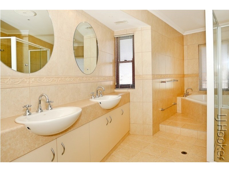 105/18 Port Quays, Wannanup WA 6210