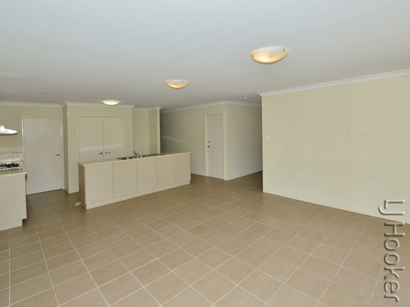 10 Iris Court, Coodanup WA 6210