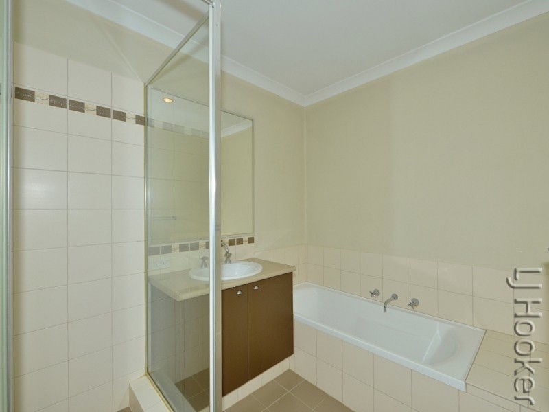 10 Iris Court, Coodanup WA 6210