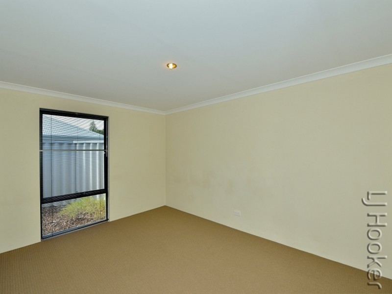 10 Iris Court, Coodanup WA 6210