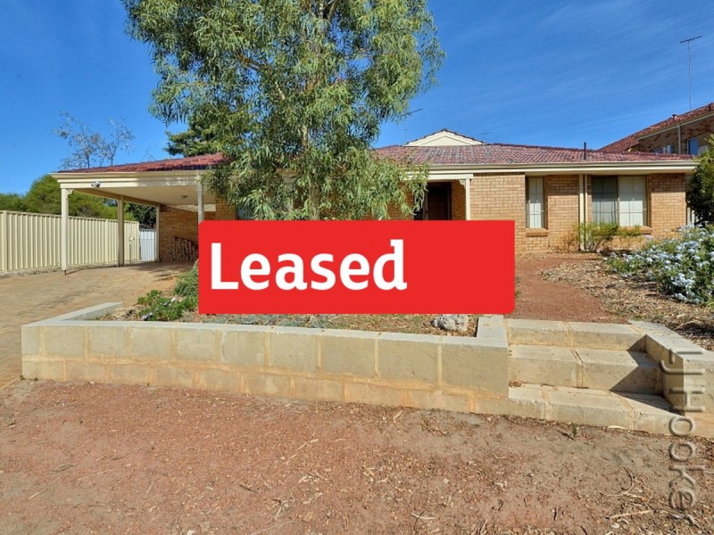 77 Oaklands Avenue, Halls Head WA 6210