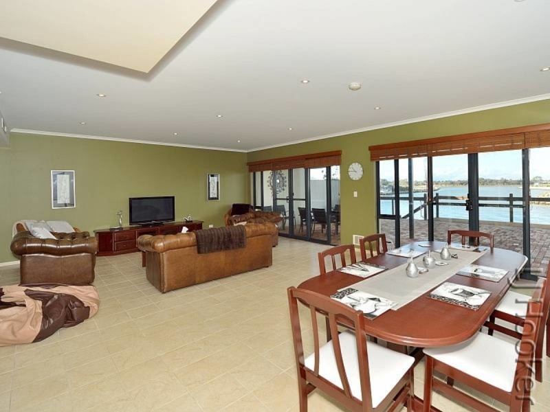 23/3 Piccolo Place, Halls Head WA 6210