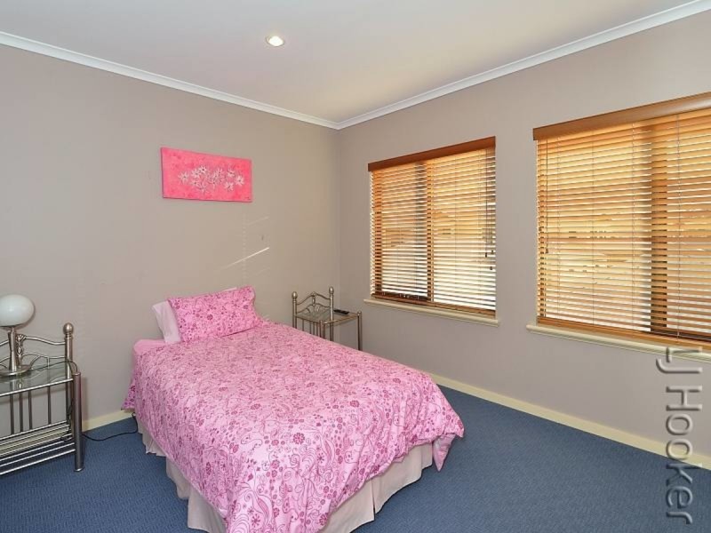 23/3 Piccolo Place, Halls Head WA 6210