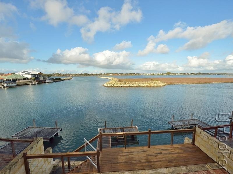 23/3 Piccolo Place, Halls Head WA 6210