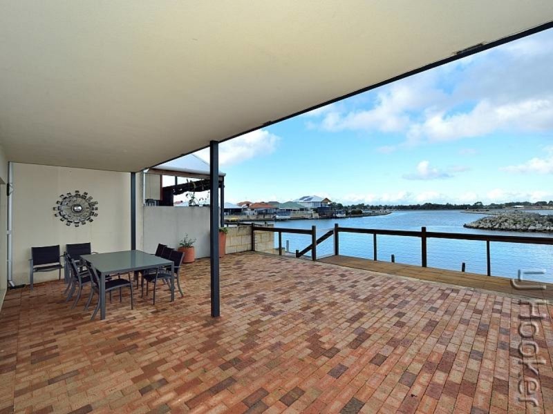 23/3 Piccolo Place, Halls Head WA 6210