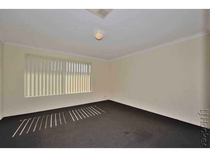 53 Albina Chase, Lakelands WA 6180