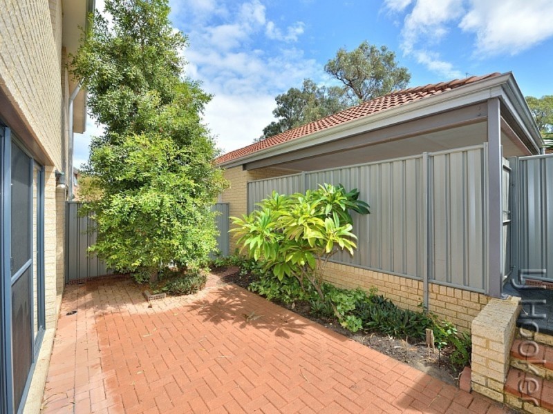 23/1 Mariners Cove Drive, Dudley Park WA 6210