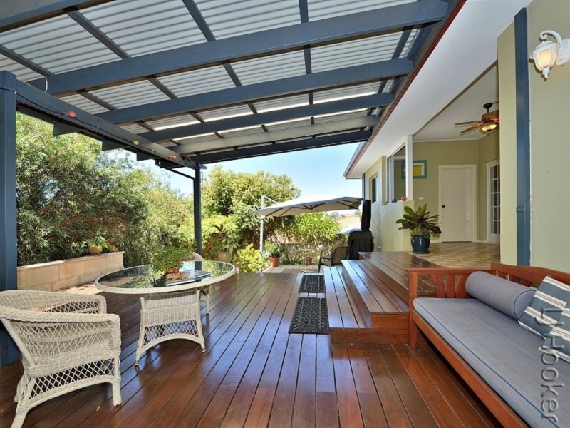 1 Heywood Court, Halls Head WA 6210