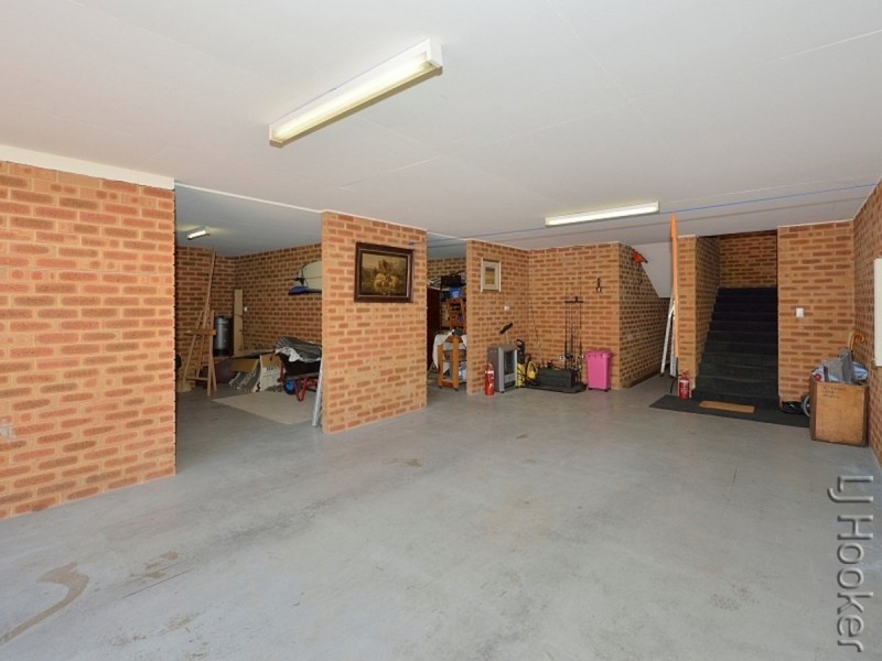 1 Heywood Court, Halls Head WA 6210